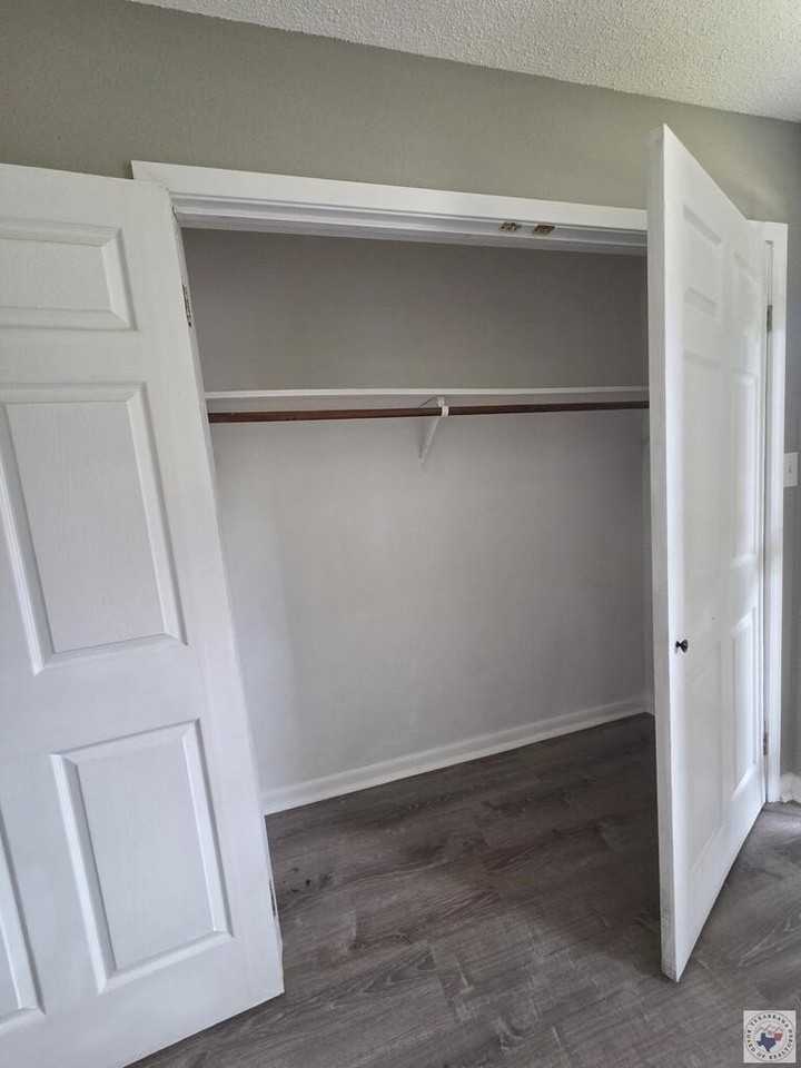 3001 Jefferson Ave - Photo 4 of 12