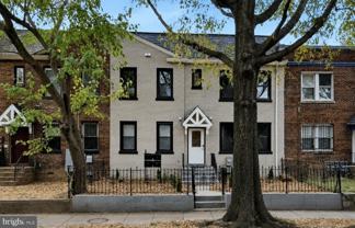 1703 W Virginia Ave Ne #2 - Photo 1 of 1