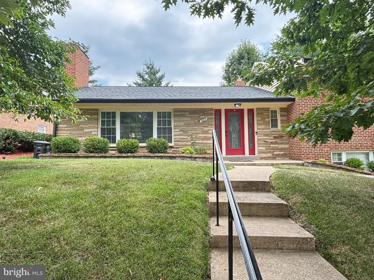 1905 Tulip St Nw