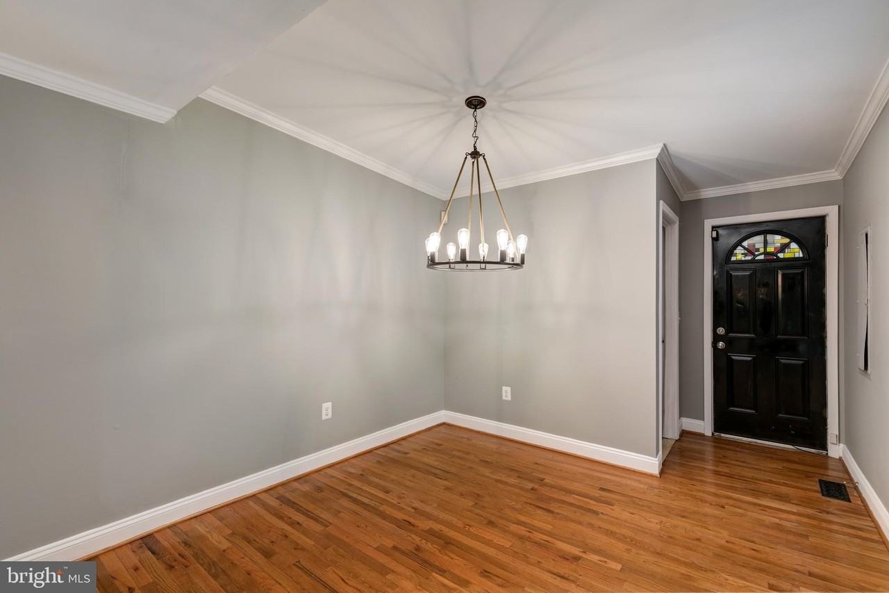 130 N Collington Ave - Photo 6 of 24