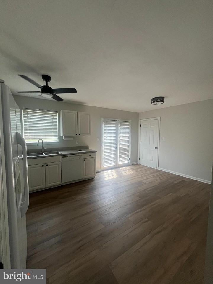 192 Marion Rd - Photo 4 of 19