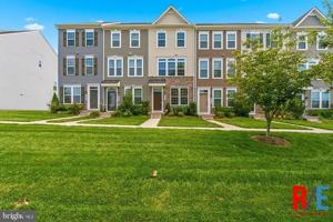 featured image of 5316 Witch Hazel Ln
