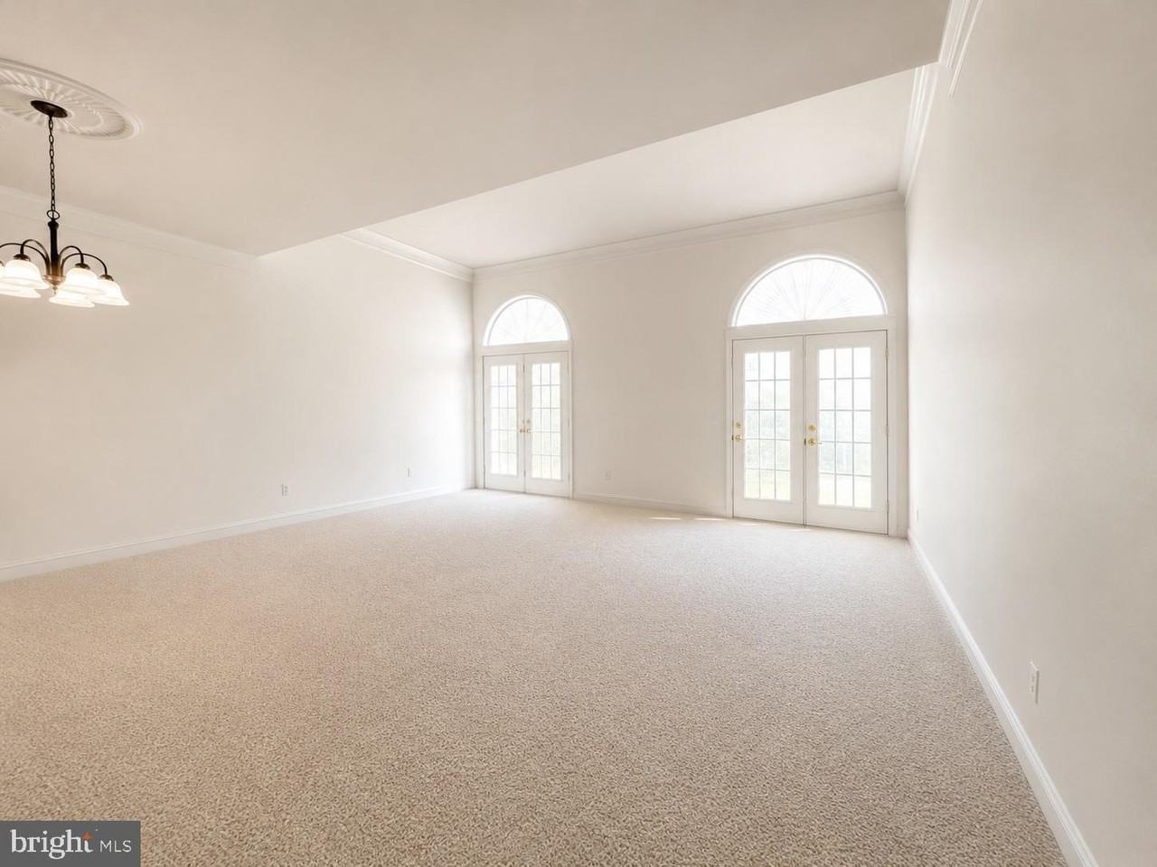 8822 Lew Wallace Rd - Photo 4 of 37