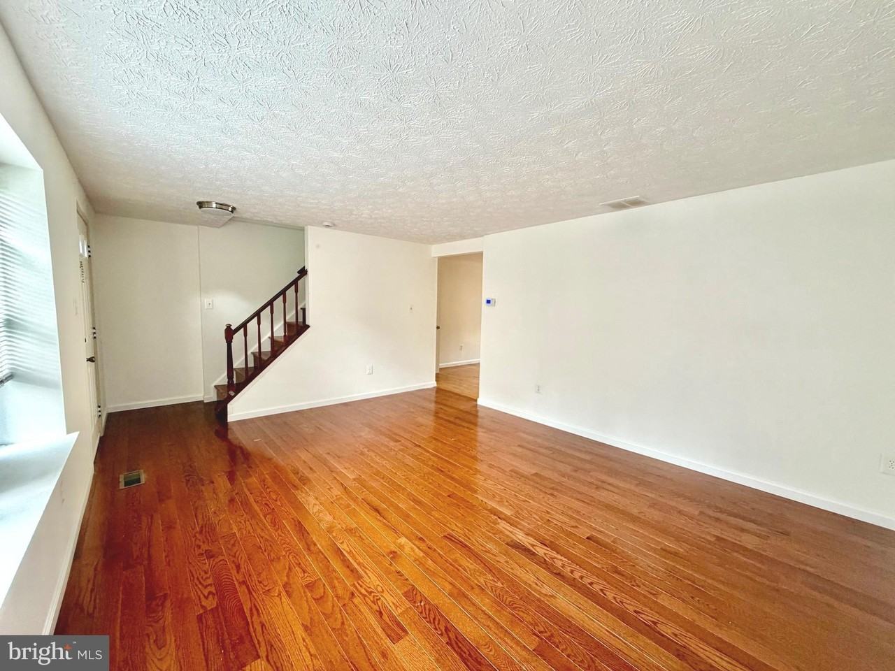 1234 Elm Grove Cir - Photo 2 of 31