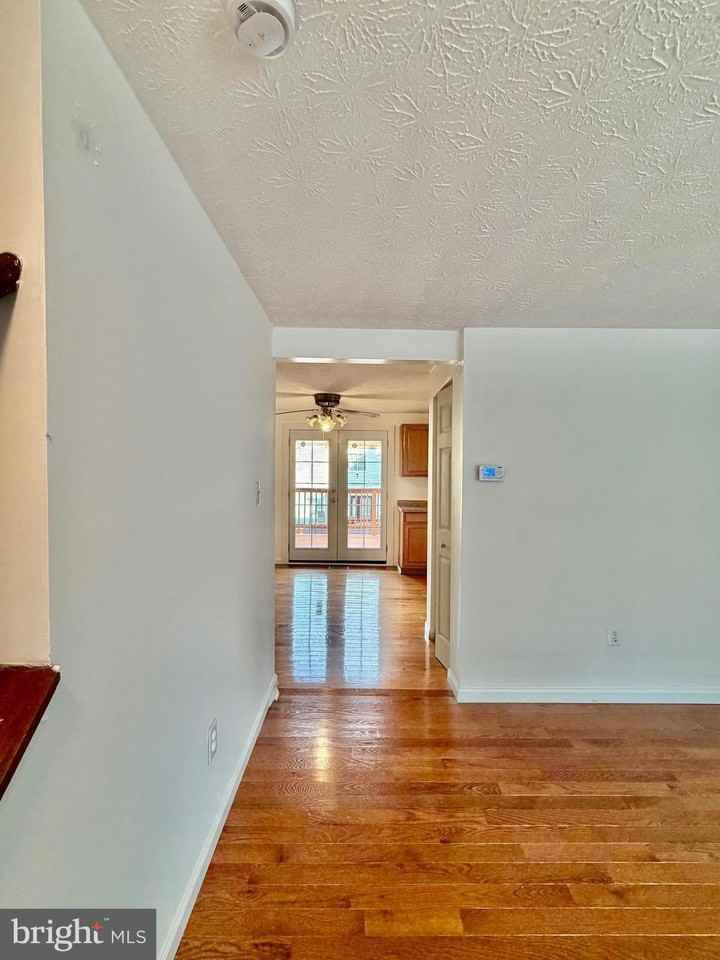 1234 Elm Grove Cir - Photo 5 of 31