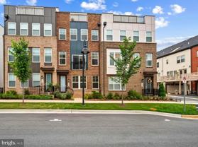 122 Dickenson Dr - Photo 1 of 1