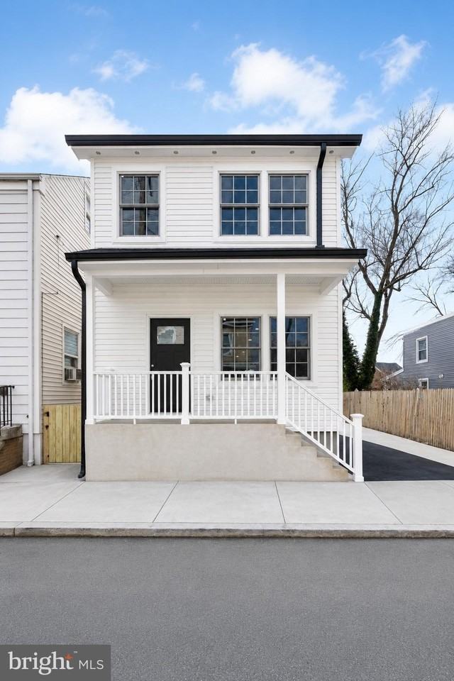 32 West St - Photo 3 of 50