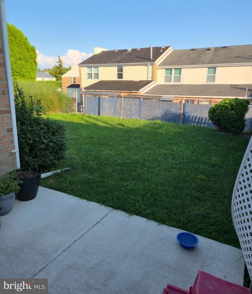 6349 John Hancock Ct - Photo 4 of 5