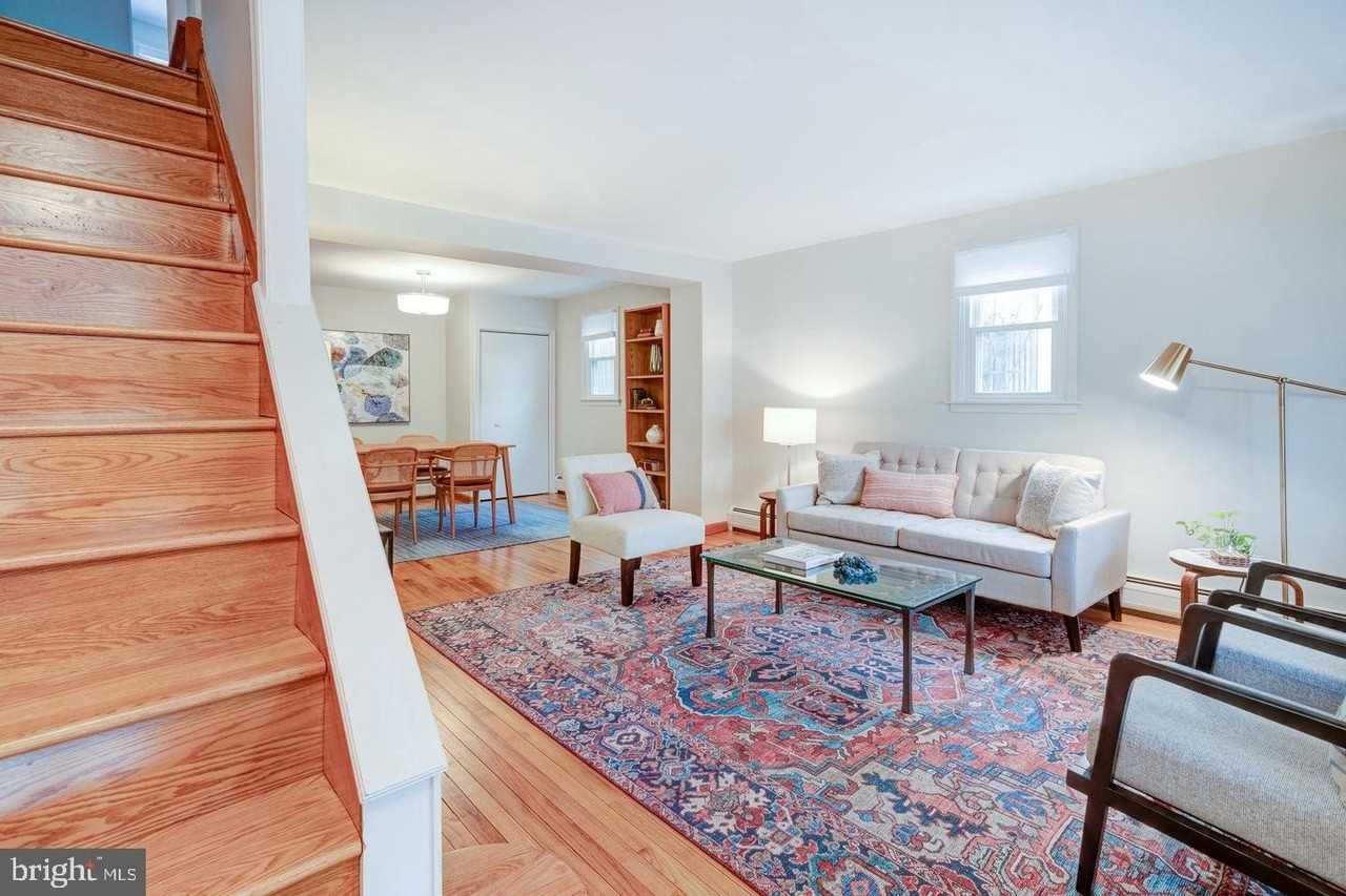 8130 Devon St - Photo 3 of 19