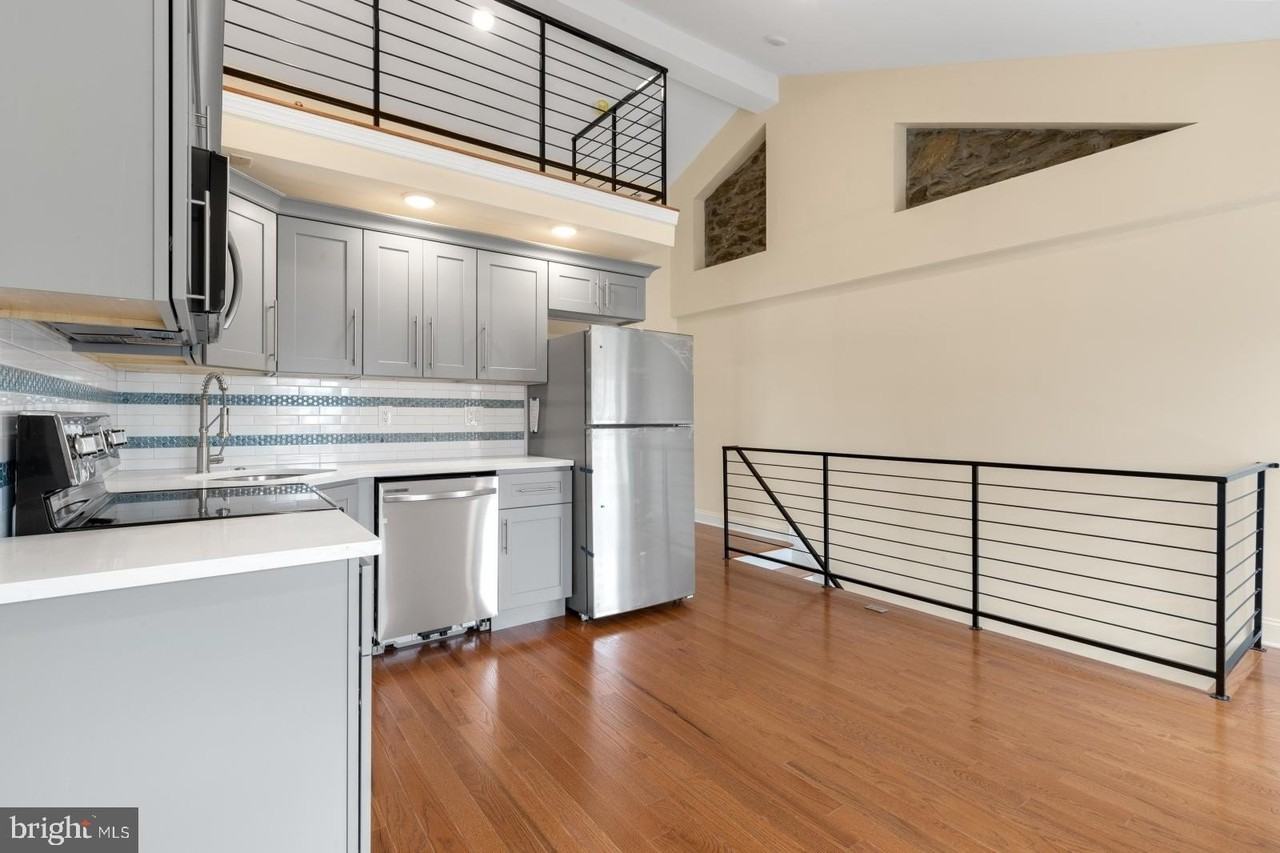 6607 Ridge Ave #C - Photo 4 of 12