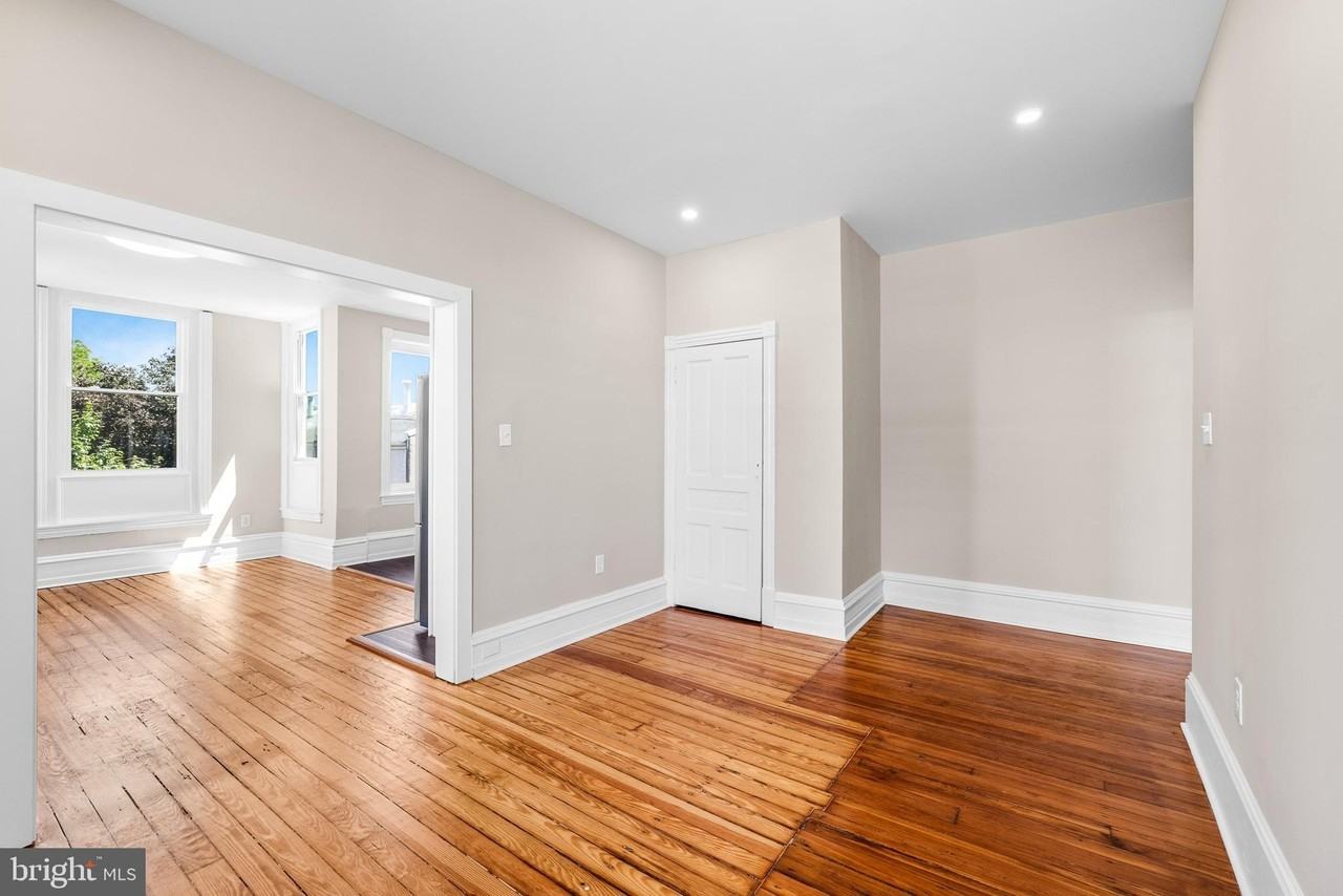 2311 Green St #3R - Photo 4 of 15