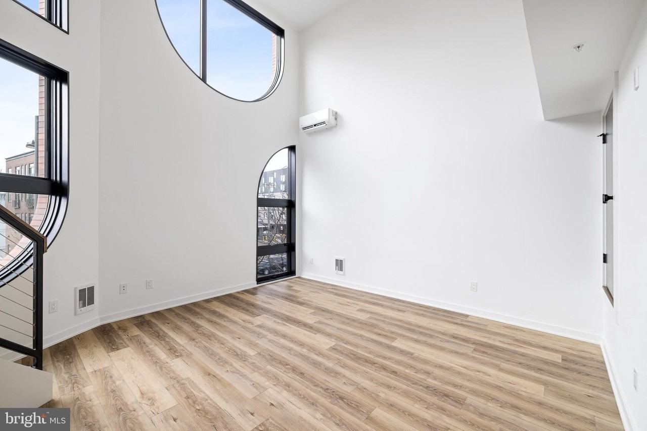 17 W Girard Ave #1 - Photo 5 of 13