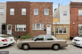 2445 S Rosewood St - Photo 1 of 1