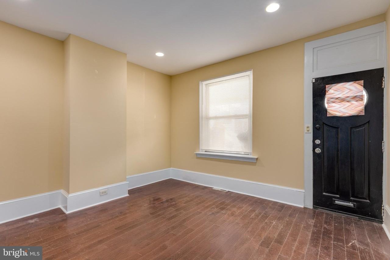 1312 S Corlies St - Photo 4 of 13