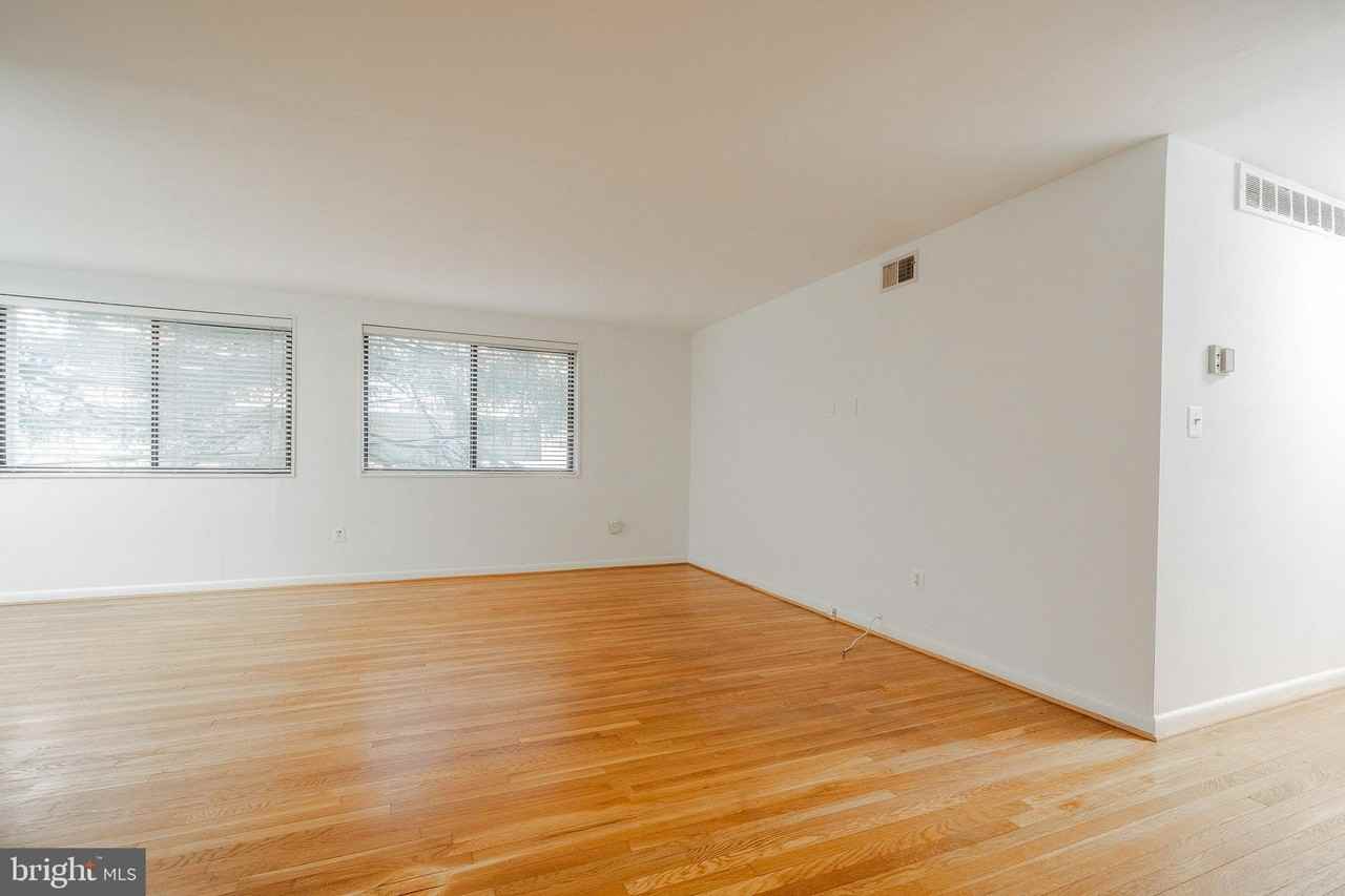 2016 N Adams St #204 - Photo 7 of 26