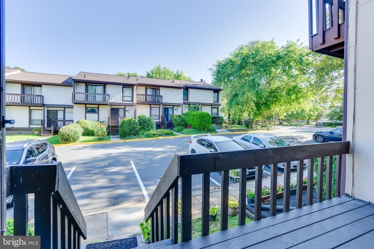 4405 Elan Ct - Photo 2 of 43