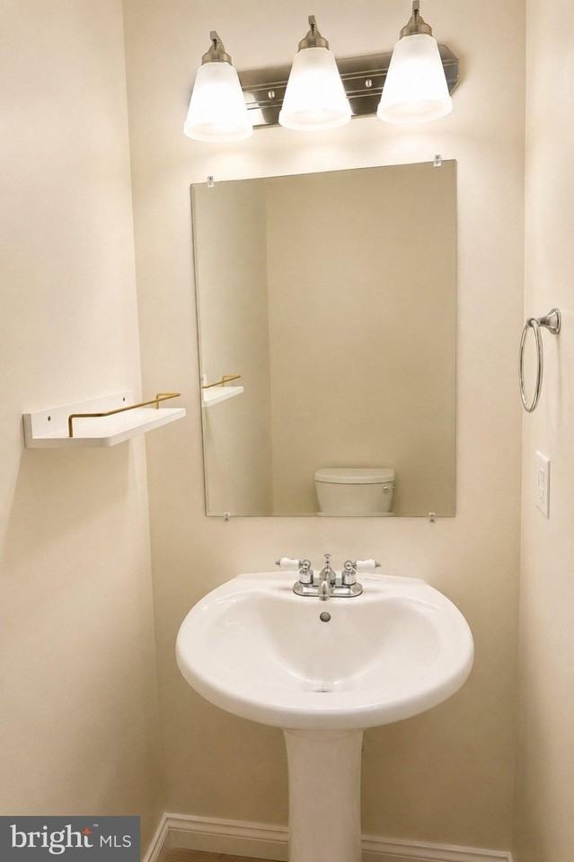 2103 Dominion Heights Ct - Photo 4 of 43