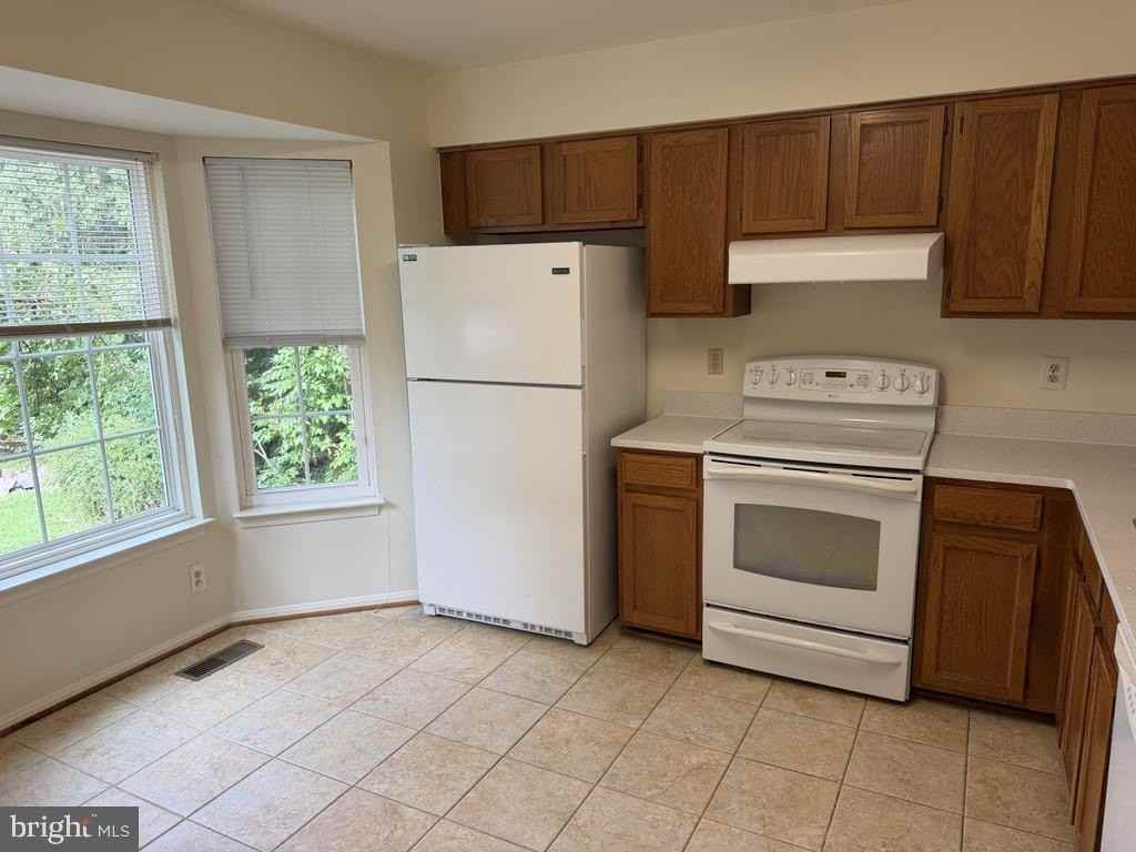 1081 Smartts Ln Ne - Photo 3 of 23