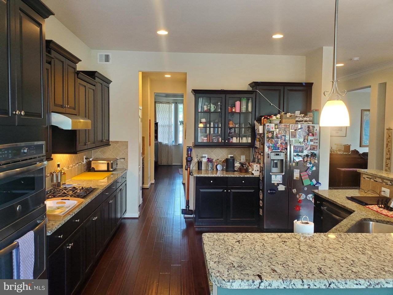 20950 Ashburn Heights Dr - Photo 3 of 37