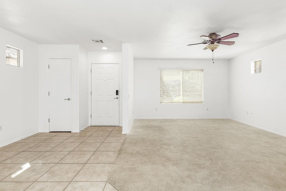 10560 E Pleasant Pasture Dr - Photo 3 of 21