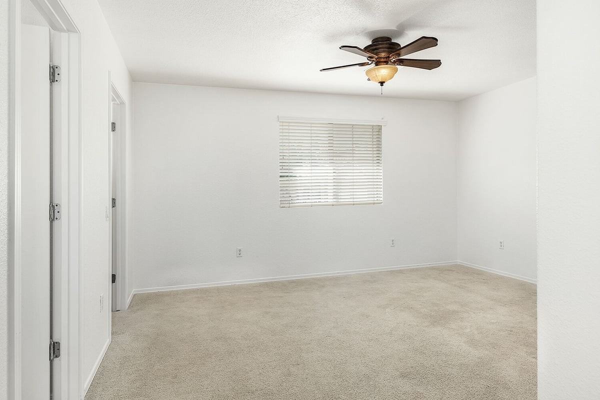 10560 E Pleasant Pasture Dr - Photo 4 of 21