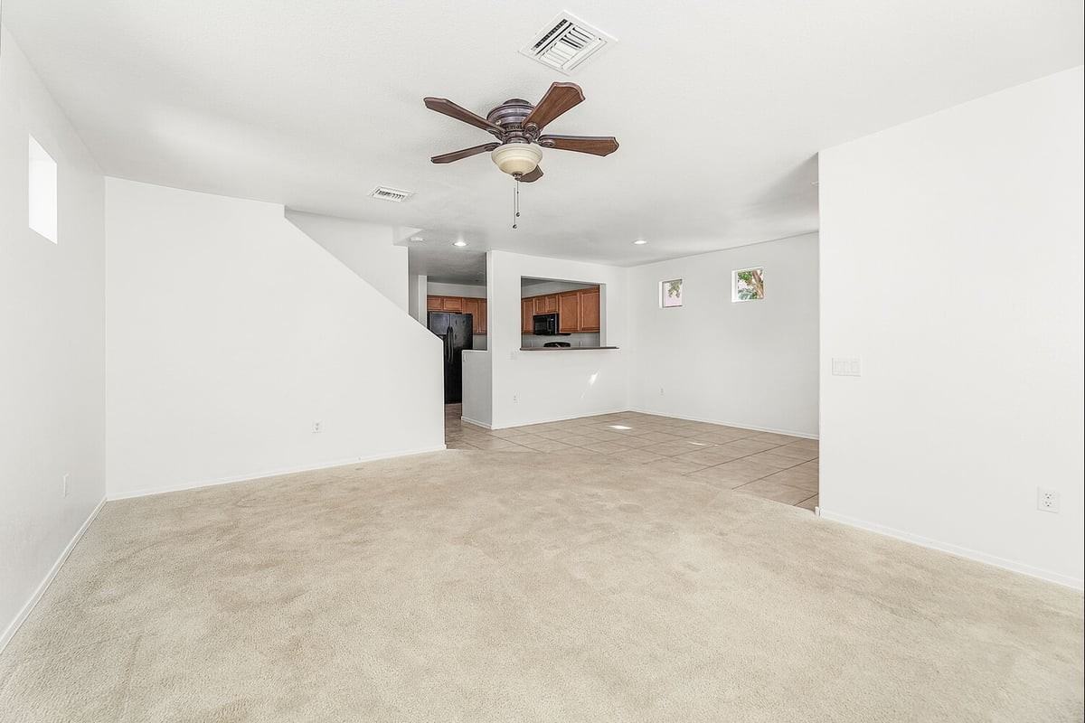 10560 E Pleasant Pasture Dr - Photo 5 of 21
