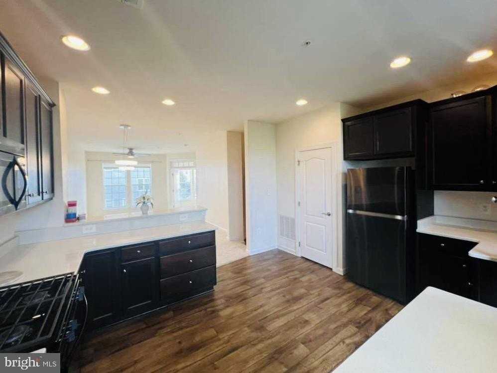7440 Riding Meadow Way - Photo 6 of 24