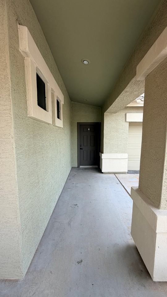 22319 N Vanderveen Way - Photo 4 of 27