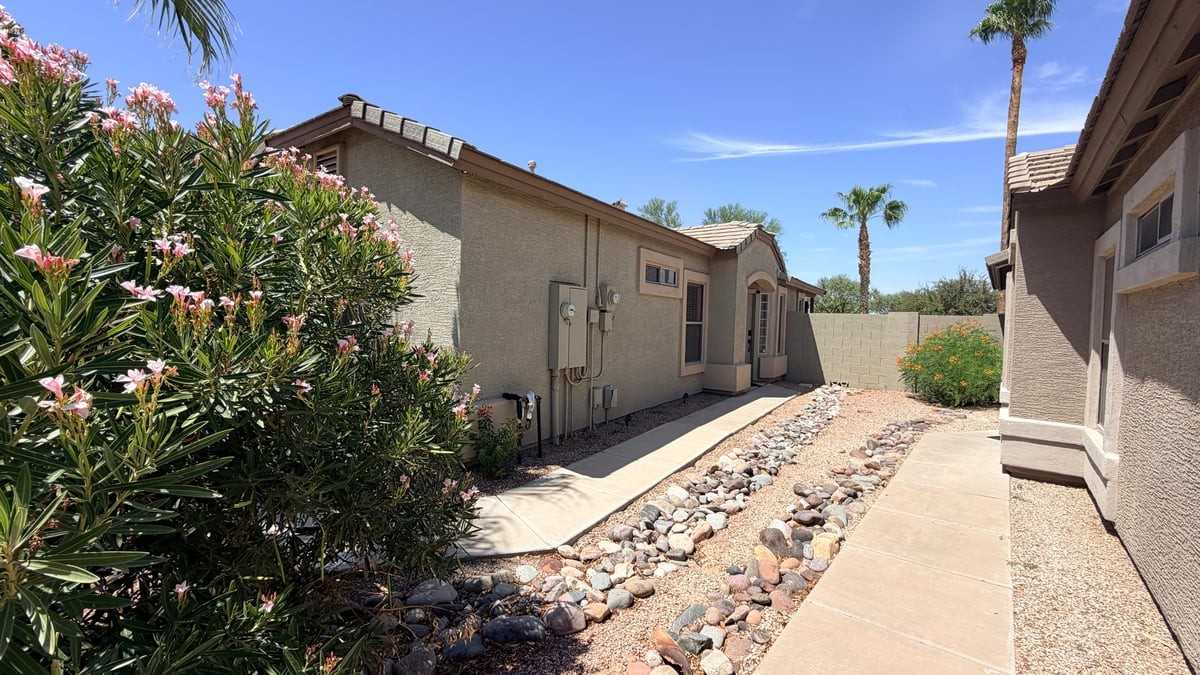 43036 W Anne Ln - Photo 7 of 20
