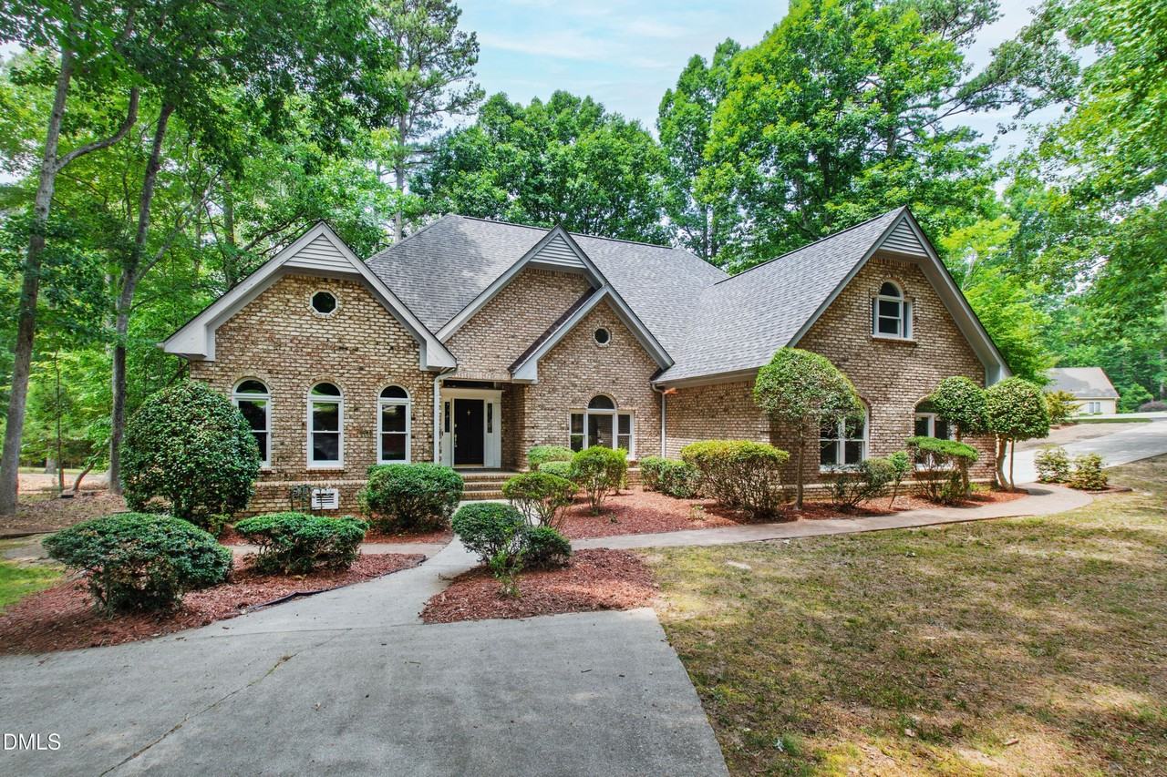 904 Stonecutter Ct - Photo 2 of 50