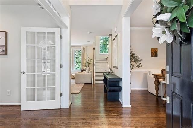 112 Yardarm Ct - Photo 3 of 50