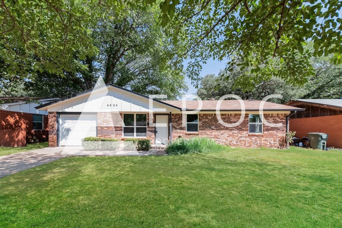 4628 Langford Ln - Photo 2 of 16