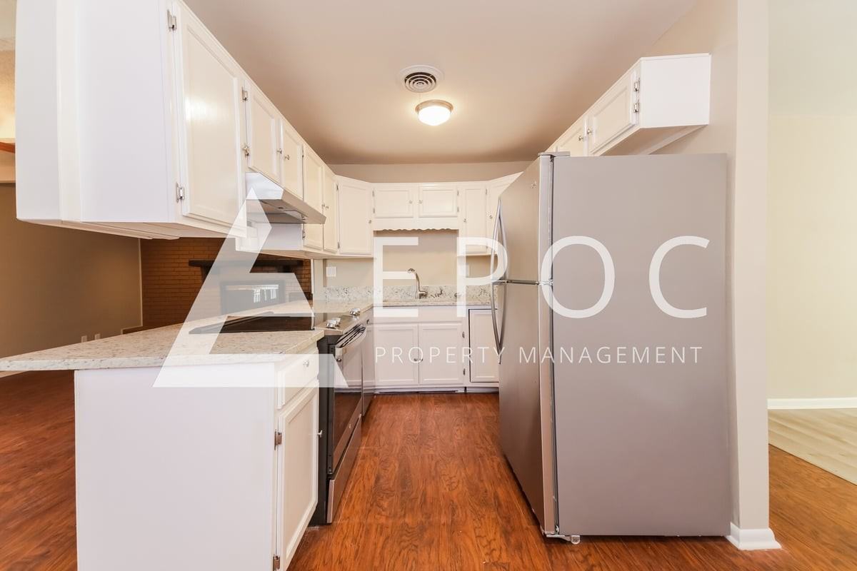 4628 Langford Ln - Photo 5 of 16