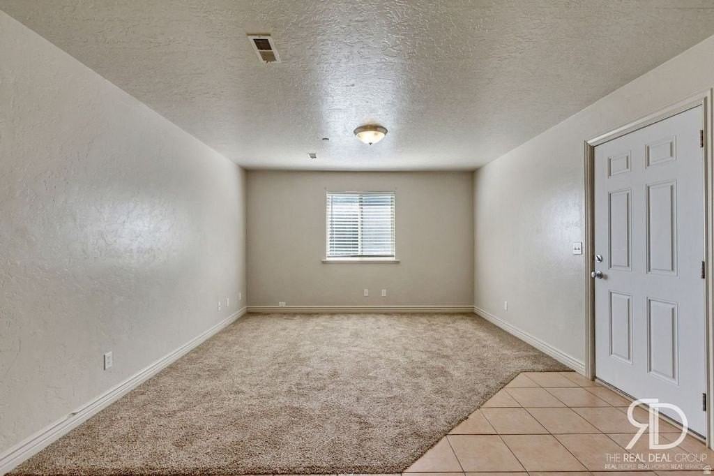 580 S Center St #7 - Photo 2 of 15