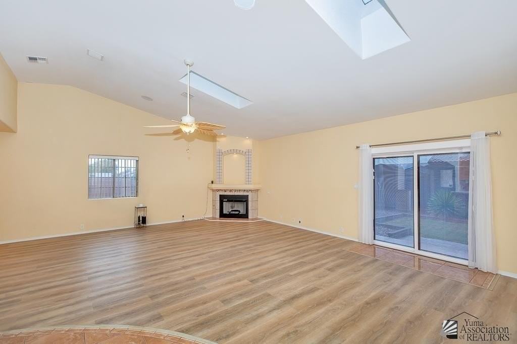 14710 S Blanco Ave - Photo 5 of 26