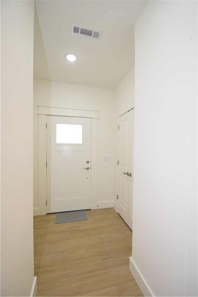 648 Sun Meadows Loop - Photo 2 of 28