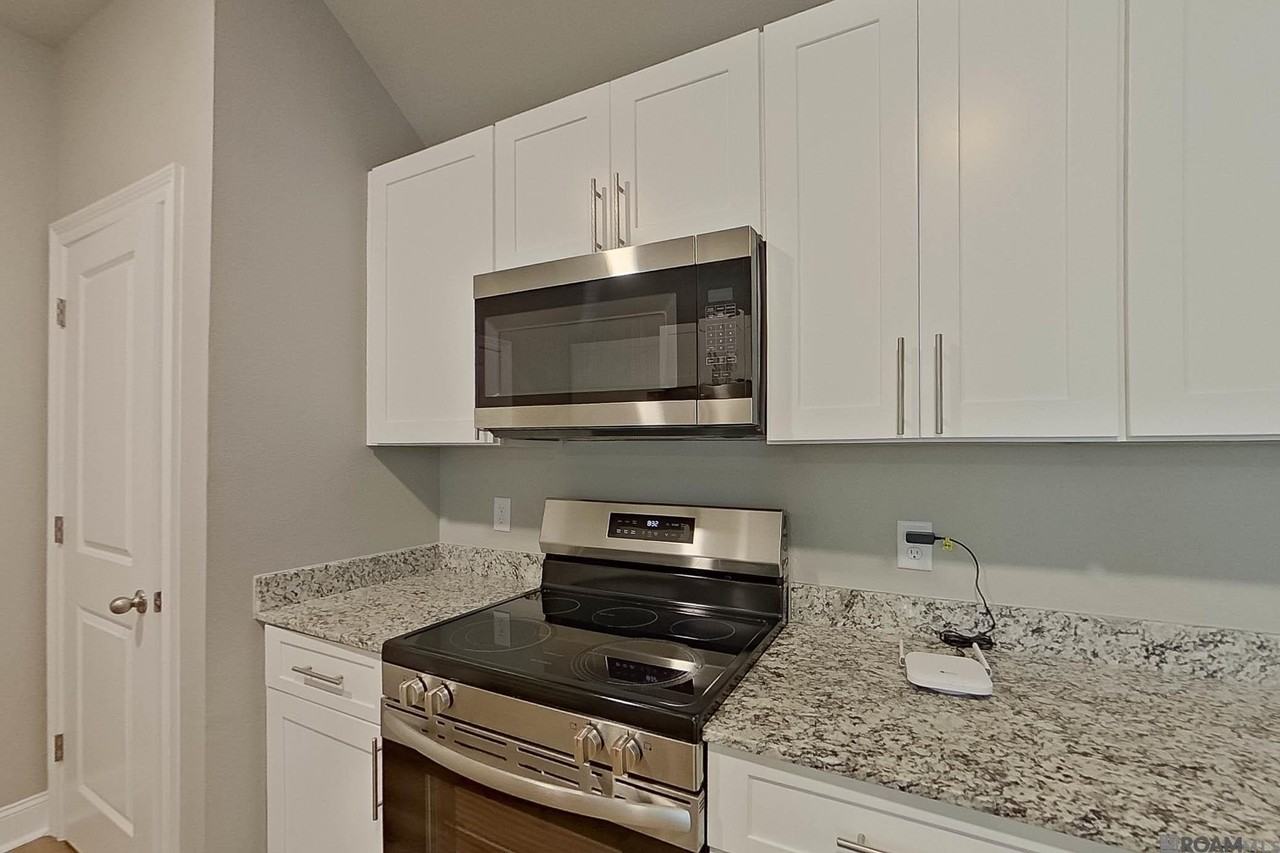 22850 Monterey Ave - Photo 7 of 25