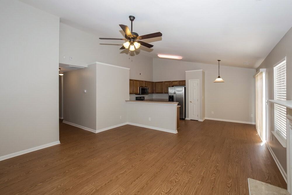 3012 Deep Cove Dr Nw - Photo 2 of 18