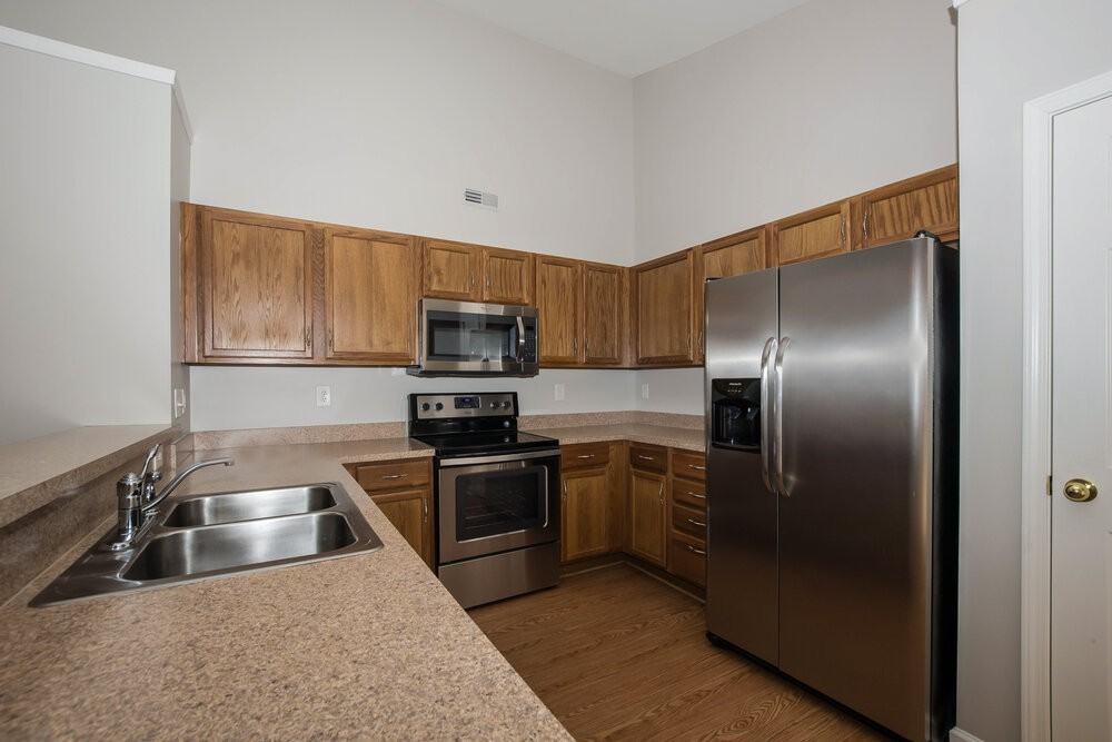 3012 Deep Cove Dr Nw - Photo 6 of 18