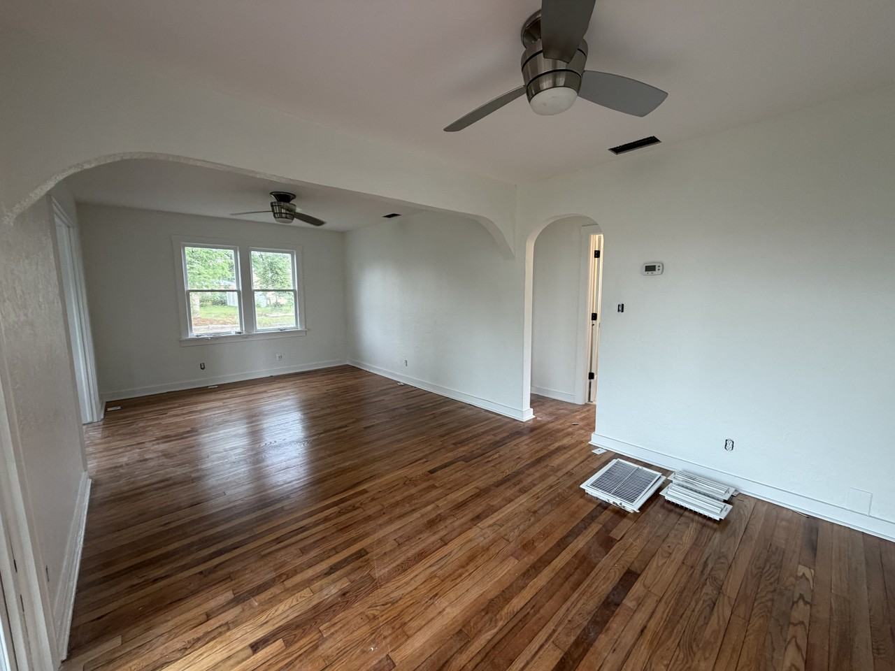 3527 Dartmouth Ave N - Photo 6 of 16