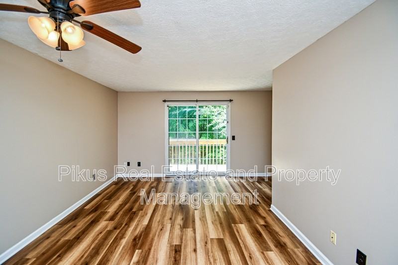 7819 Hills And Dales Rd Nw - Photo 5 of 18