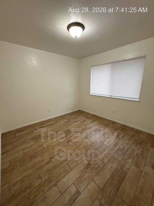 2025 S Pinkham St - Photo 6 of 14