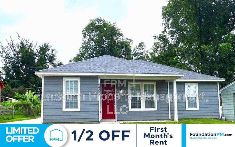 2966 Watson St - Photo 2 of 18
