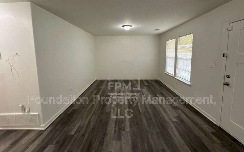 2966 Watson St - Photo 6 of 18