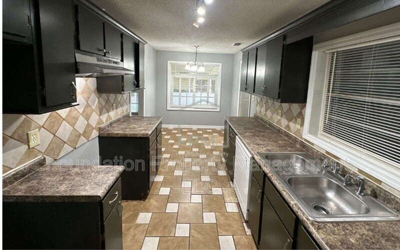 5369 Scottsdale Ave - Photo 4 of 25