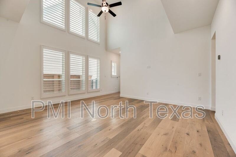 3380 Betony St - Photo 6 of 23