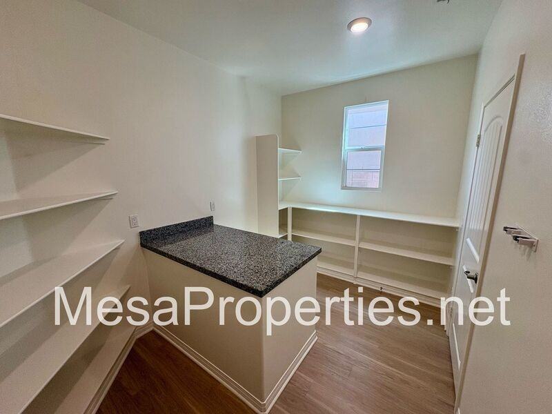 3244 E Yellowstone Dr - Photo 7 of 34