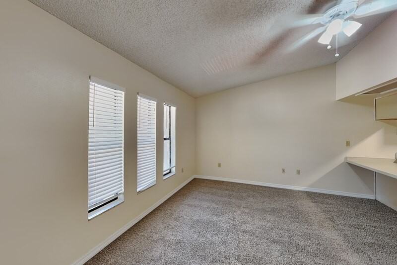 32715 Blossom Ln #B - Photo 3 of 18