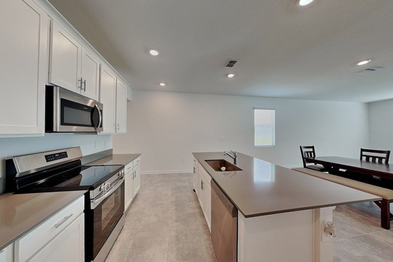 1835 Flourish Ave - Photo 3 of 31