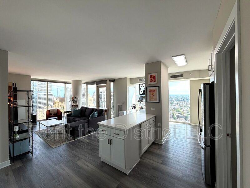 2116 Chestnut St #2902 - Photo 2 of 29